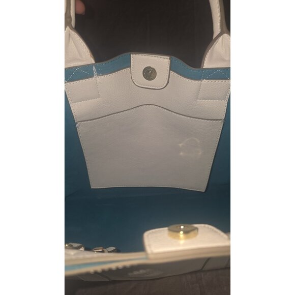 Kate Landry White Faux Pebbled Leather Gold Chain Studded Large Tote Bag. HL8 - Picture 6 of 7